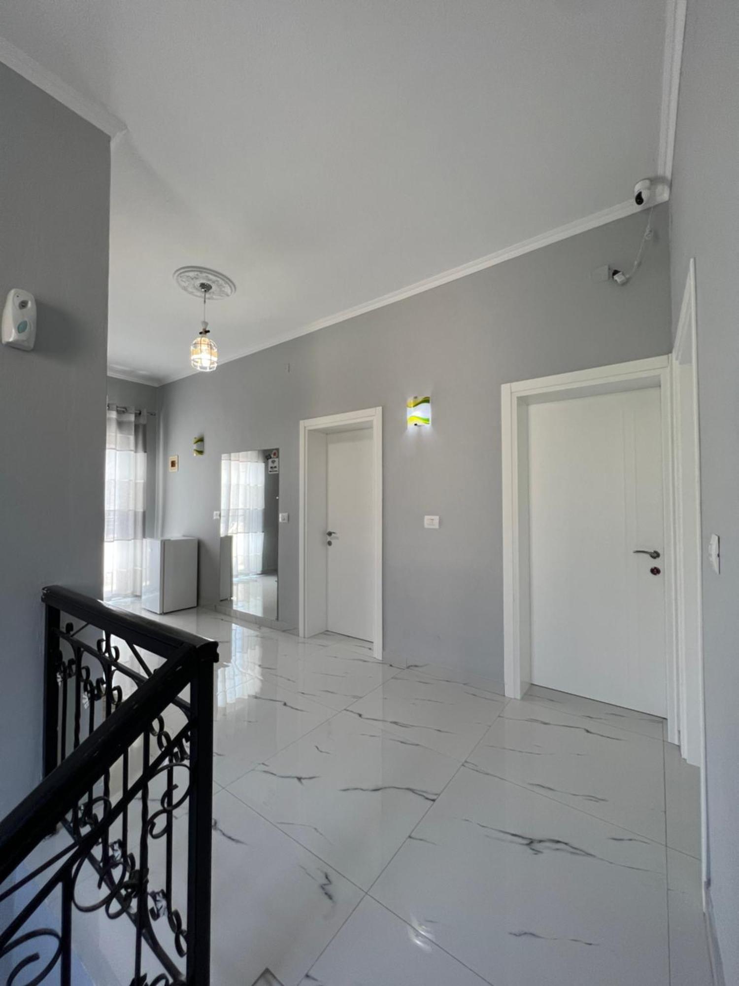 Guesthouse Bellavista Berat Zewnętrze zdjęcie
