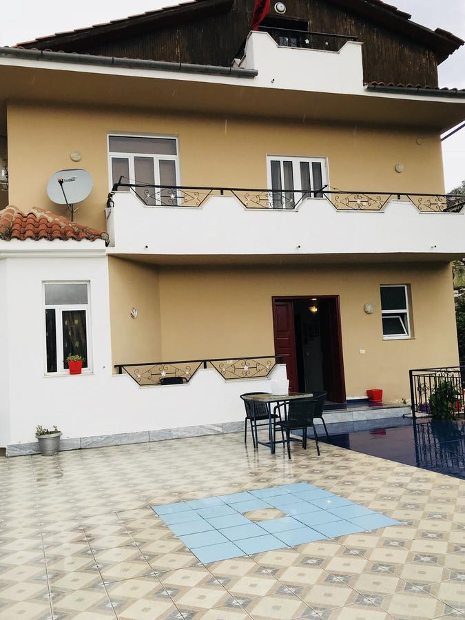 Guesthouse Bellavista Berat Zewnętrze zdjęcie
