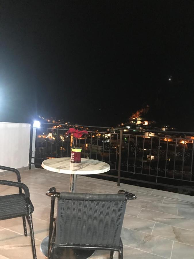 Guesthouse Bellavista Berat Zewnętrze zdjęcie